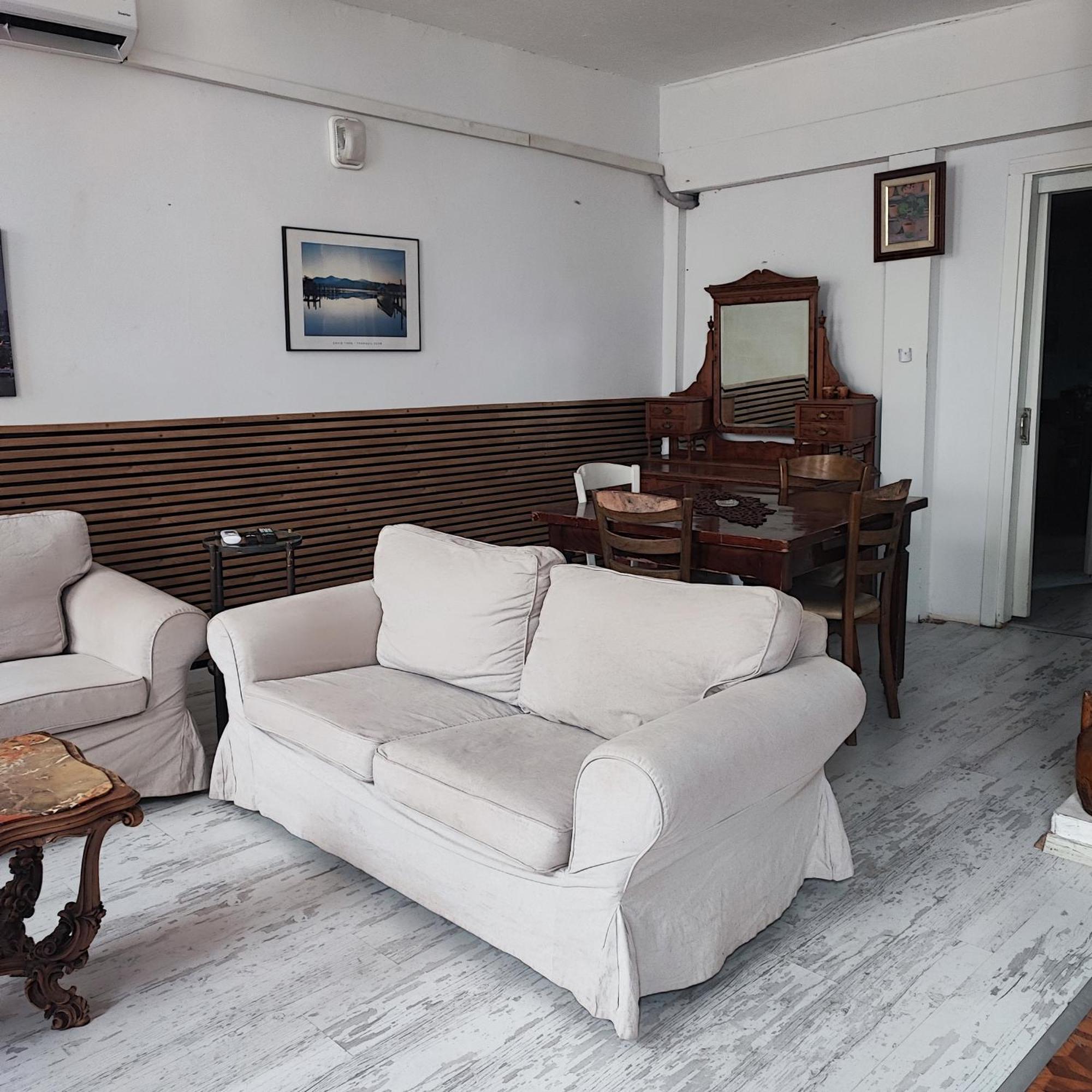 Apartment Authentic Historical Greek House